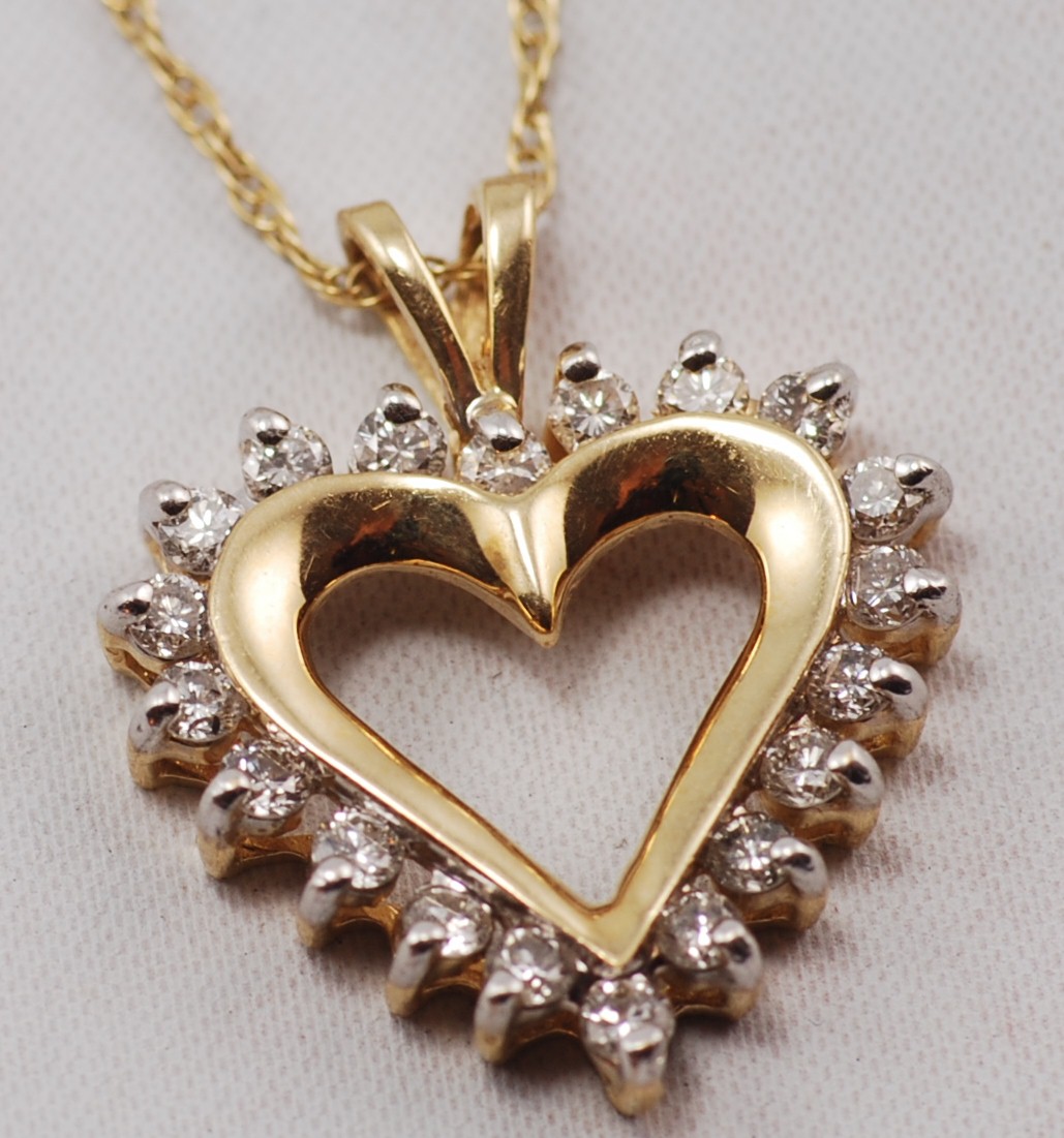 Diamond Pendants & Necklaces at TheBrazilianConnection.com